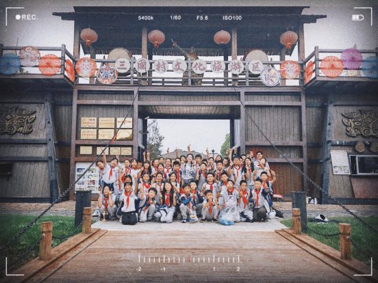 7e2fb8ba4ef4b1763168668a09b3edf9