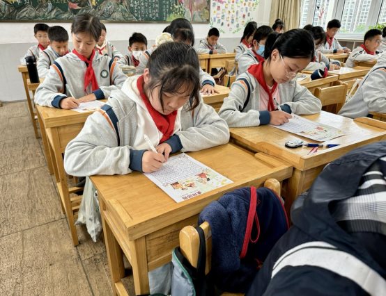 6dfafd8ed478a6fb1d128a17d5523769