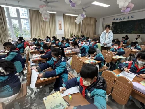 C:/Users/叶梦蝶/Desktop/61479aeeb828c8accd3d7c5c6d8018d3.jpg61479aeeb828c8accd3d7c5c6d8018d3