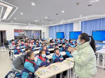 251f7c4a90f94cb8bff30ad5ea8e1b53