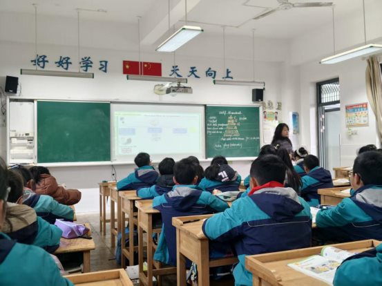 81e9e4bc7f9df26bf6647abf734a8ad9