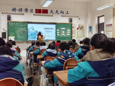 5ce4f6e53129738329f54289e56eba58