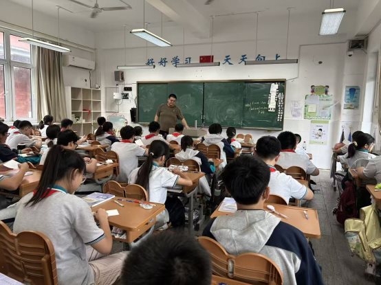 61771cce55645be46153f2236e3ec582